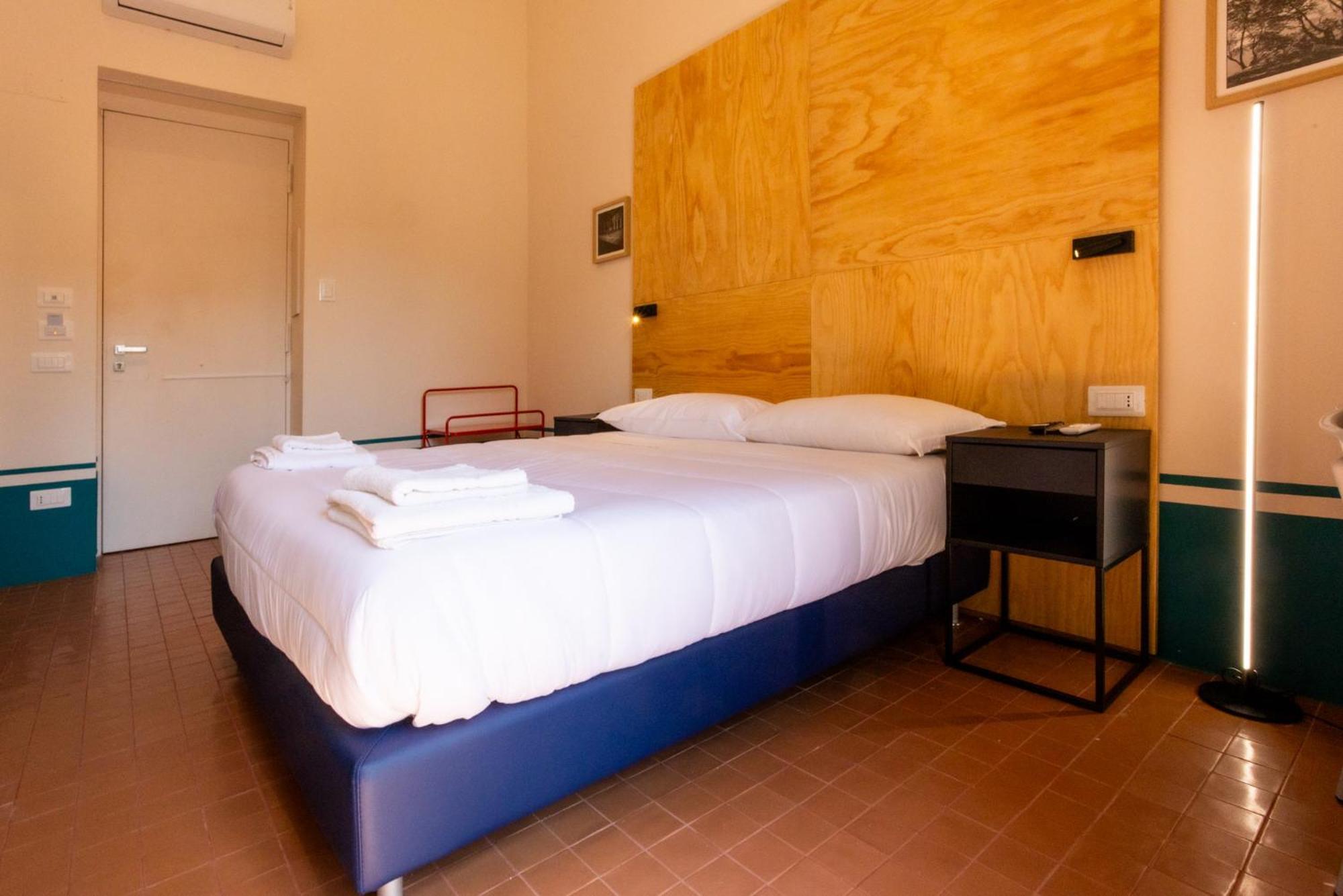 Hotel Don Vittorio A Chiaia Neapol Zewnętrze zdjęcie